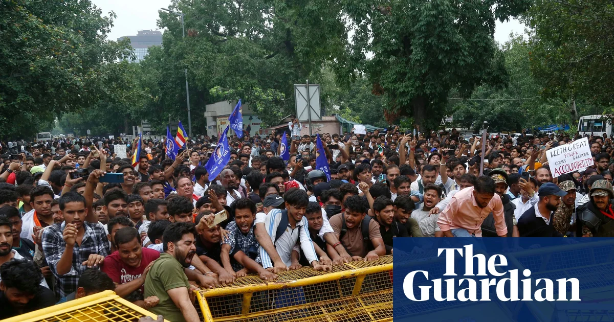 Thousands of Cockroach party protesters defy police by marching in Delhi
