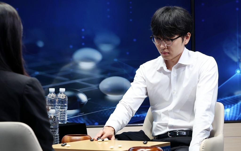 Go grandmaster Shin defeats AI KataGo in historic human victory