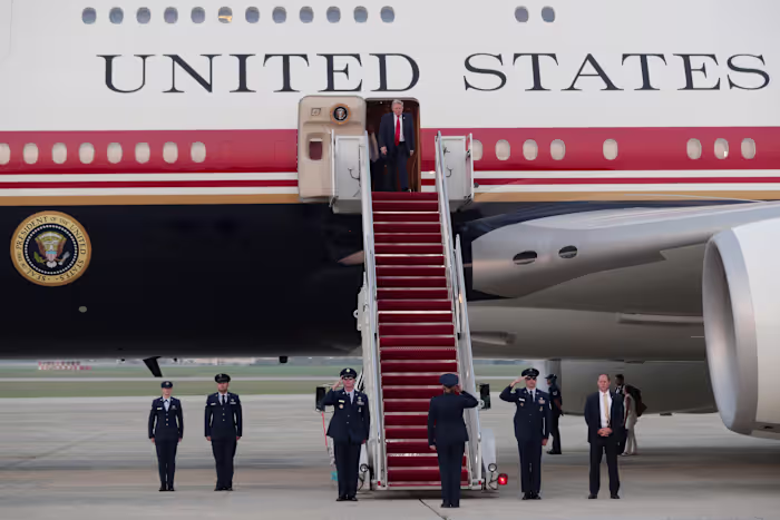 The Latest: As the bombing resumes with no exit in sight, Republicans face more trouble