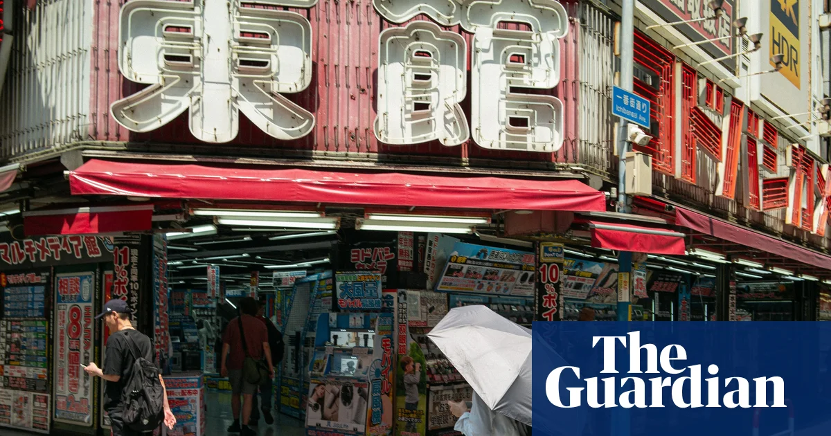 Japan records its first ‘cruelly hot day’ as cities swelter in 40