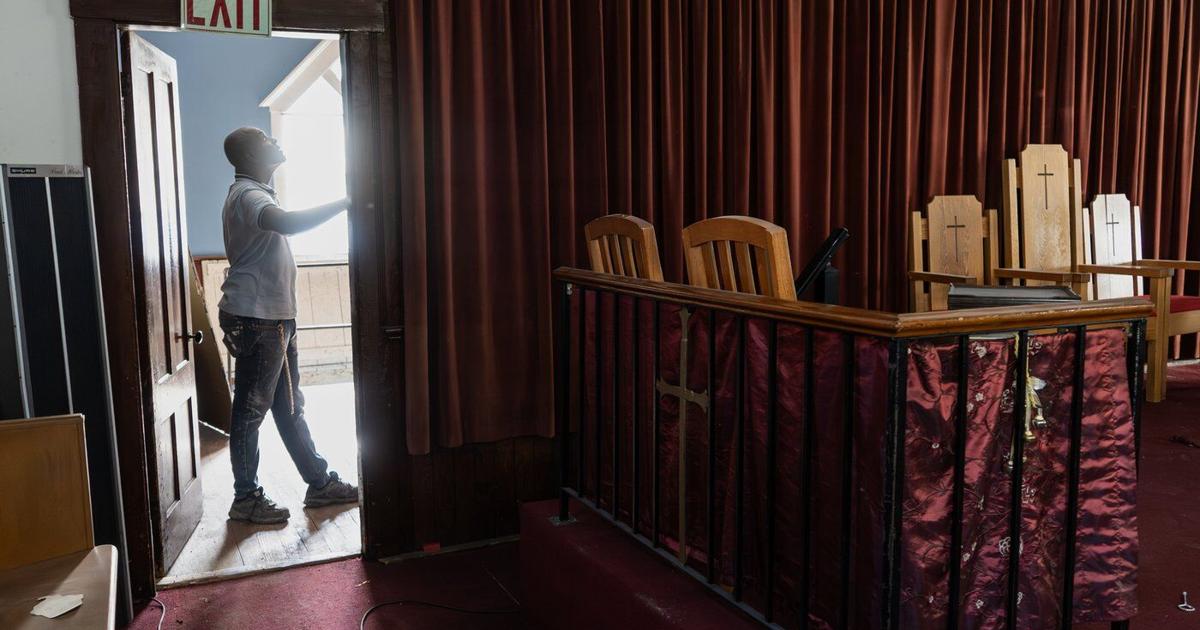 Haitians, Hondurans, Salvadorans cope with protected status decision