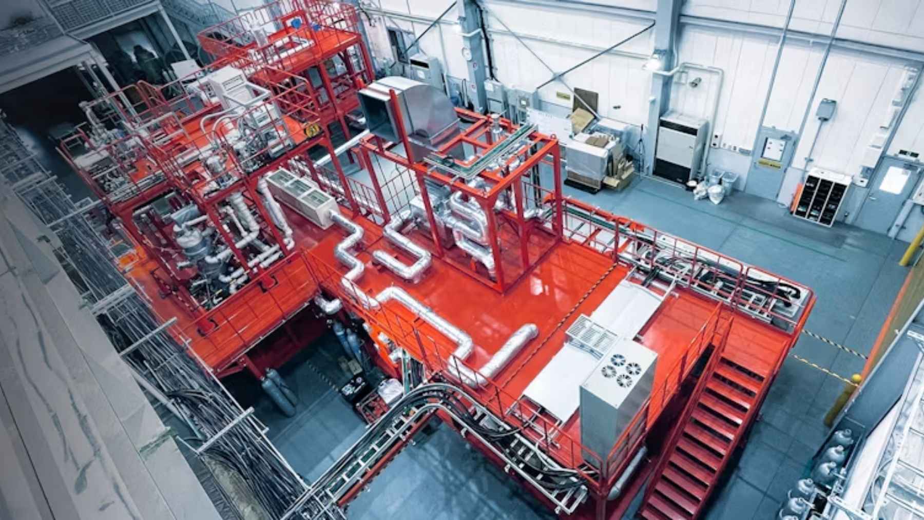 While every fusion startup races to build the reactor, one Japanese company skipped it and just cornered the picks and shovels, the microwave guns that heat the plasma and the blankets that breed the fuel every reactor will have to buy