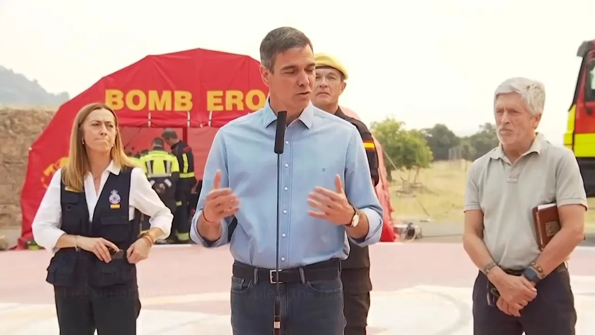 Spanish prime minister visits emergency services battling Madrid wildfire