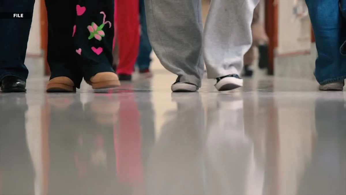 Hillsborough County School Board may reconsider leggings restrictions