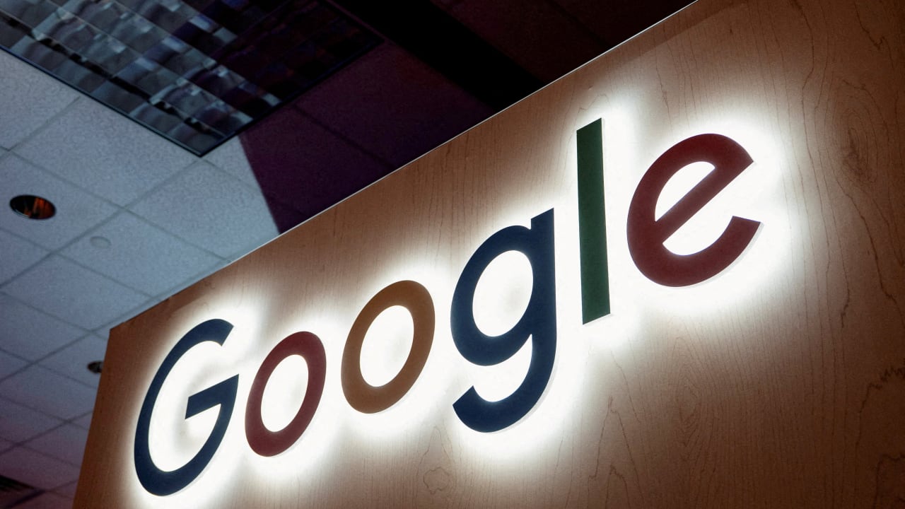 Google Earth removes artificial intelligence image generation feature