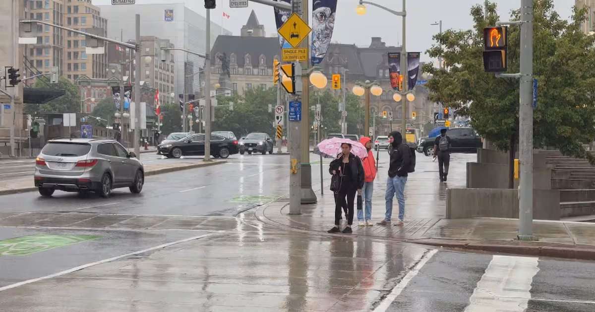 More than 50 mm of rain could hit Ottawa on Sunday: Environment Canada weather statement