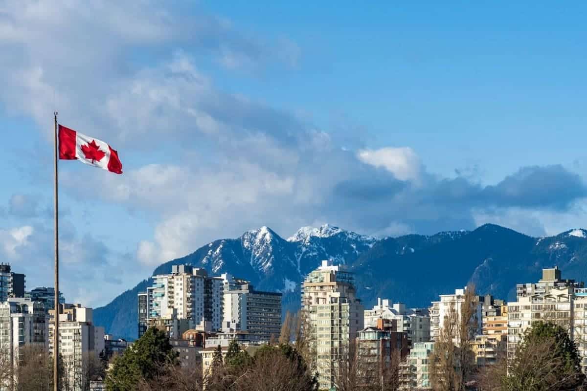 Canadian Experience Class candidates invited to apply for permanent residence