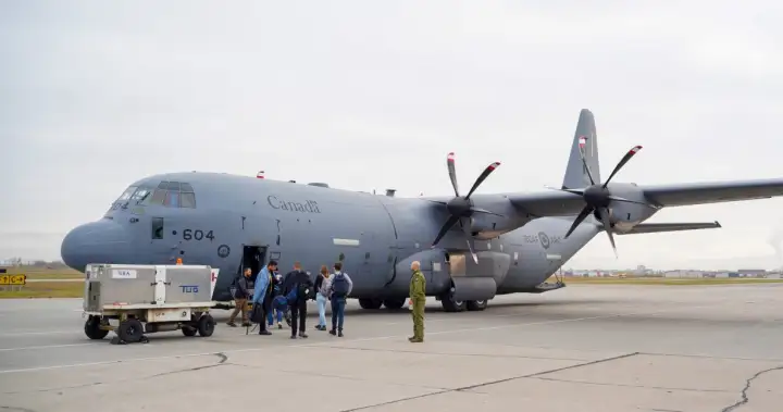 Ottawa sells 10 retired military planes to convert for aerial firefighting
