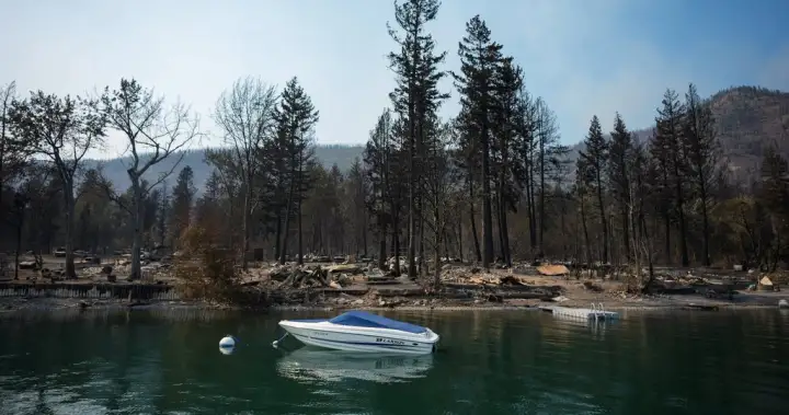 Bradley Creek wildfire fight threatened by wind with hot, dry conditions