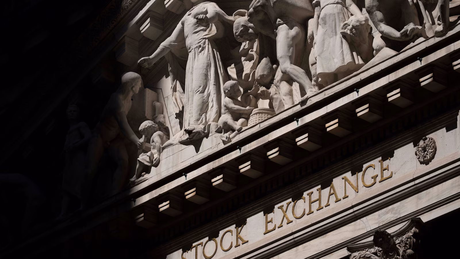 World shares are mixed after Wall Street gains, while oil prices bounce higher