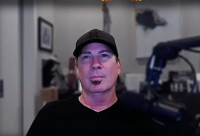 KAMELOT's THOMAS YOUNGBLOOD On Artificial Intelligence: 'I Have This Weird Feeling It's Gonna Run Its Course'