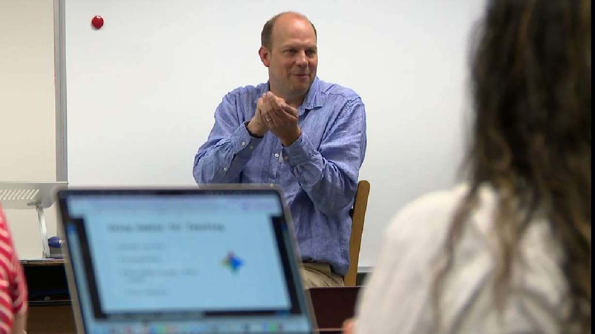Utah teachers embrace artificial intelligence as new classroom rules take effect