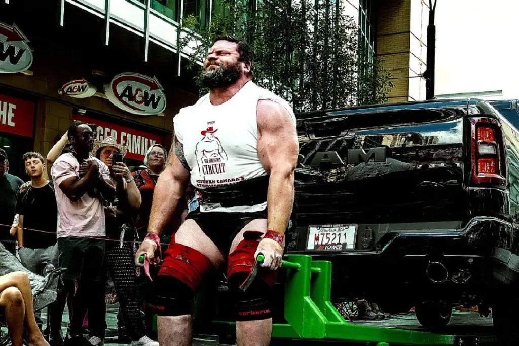 Comox Valley athlete competes for Canada’s Strongest Man title