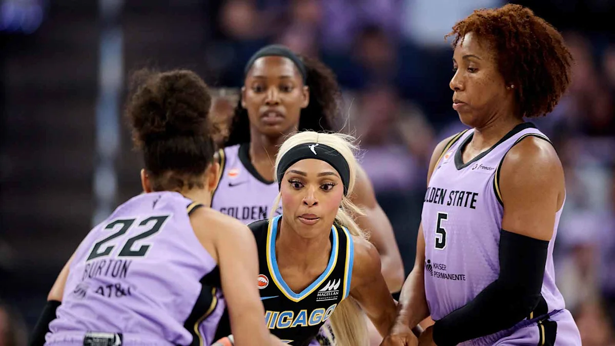 Sky news: DiJonai Carrington called for tech after heated moment vs.Valkyries