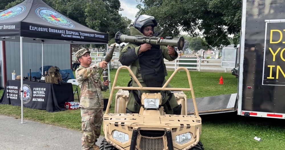 News - Army EOD Soldiers bring high