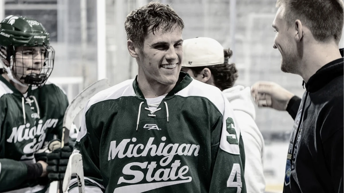 Hockey world left devastated as Michigan State captain passes away very young