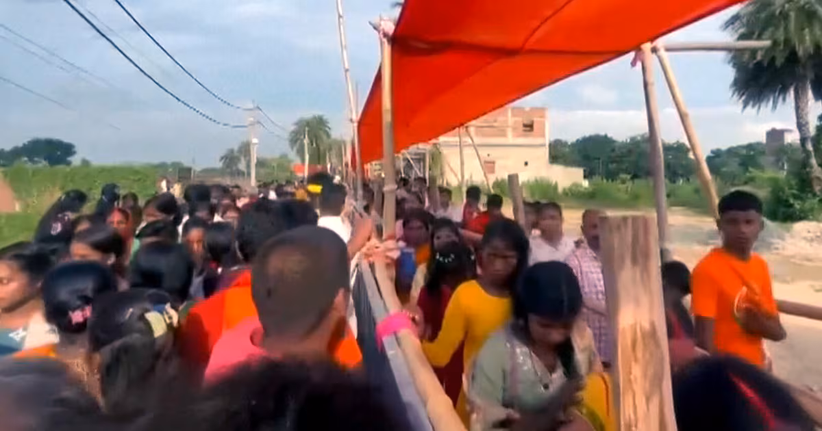 A temple stampede and a hotel fire in eastern India kill 14 and injure several