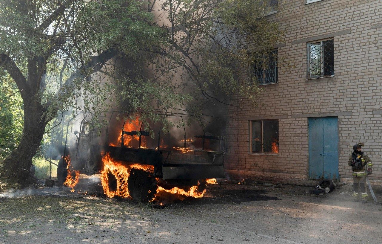 Cross‑border strikes kill civilians in Russia and Ukraine