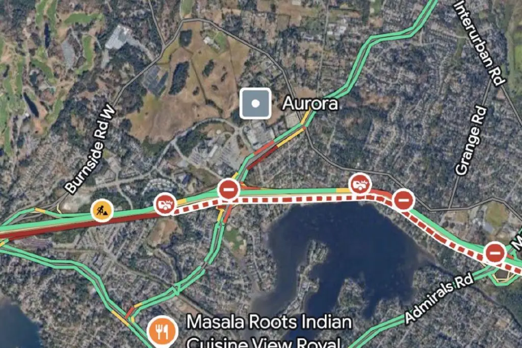 Crash causes major delays on Trans