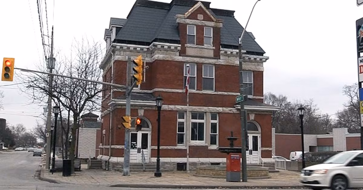 For Lease: Former Sandwich Town Canada Post Office on the market