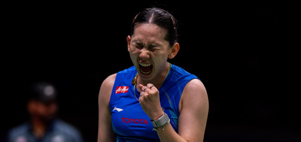 Chochuwong Stops Chen Yu Fei