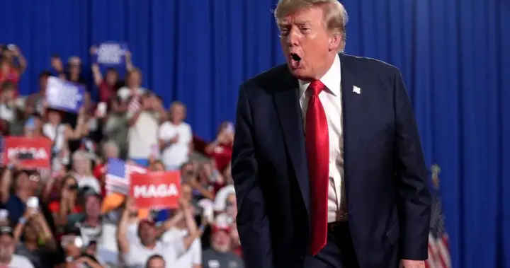 Trump threatens more 50% tariffs on Canadian automotive industry and steel