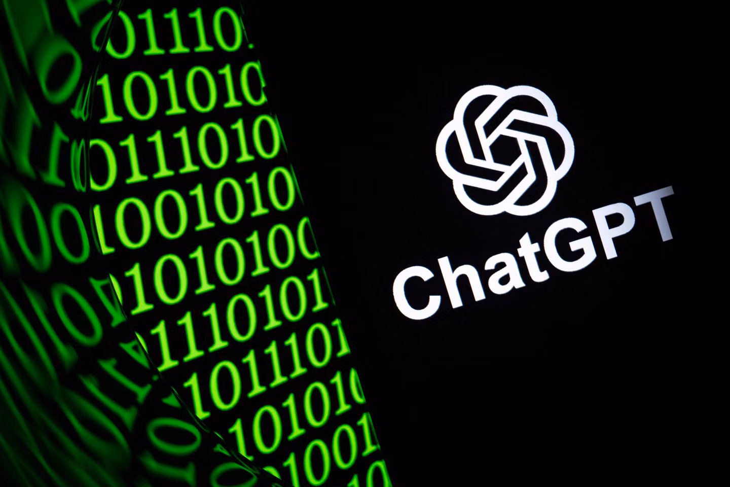 Ads arrive on ChatGPT in France