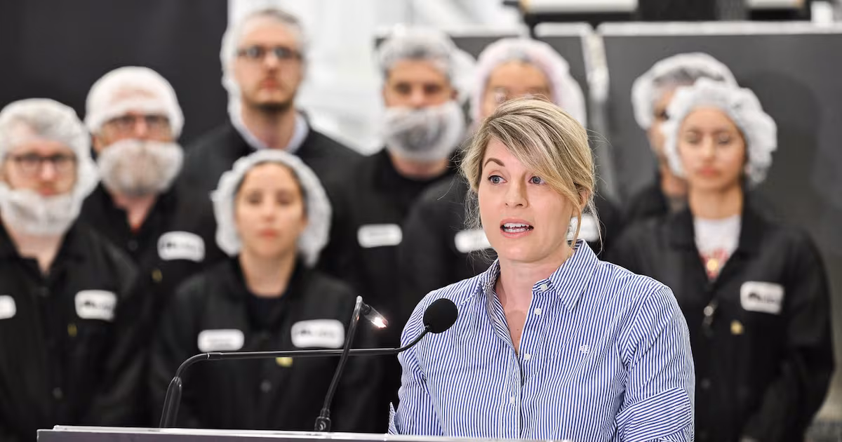 Canada recruits dozens of foreign scientists, researchers, poaching many from U.S.