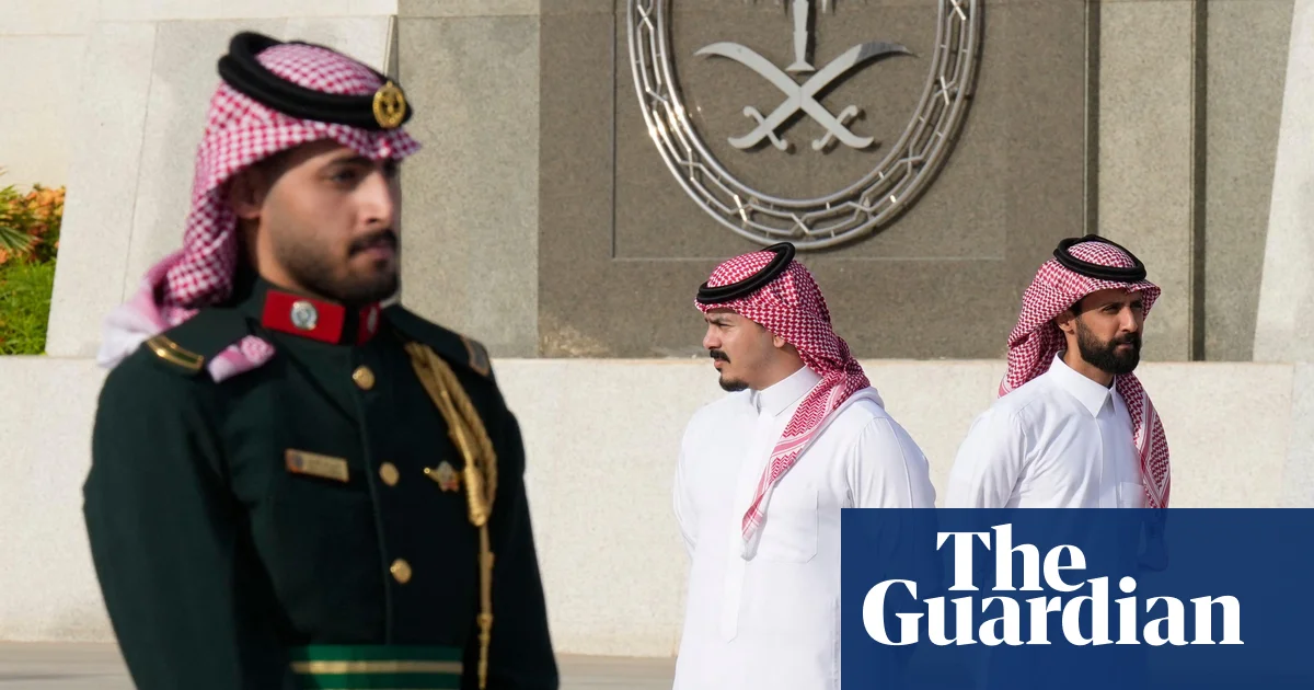 Exeter University approves deal with Saudi Arabia to train military officers and officials