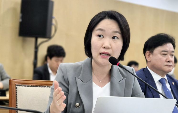 Democratic Party's Soyoung Lee Nominated as Minister of SMEs and Startups Candidate: "Extensive Experience in Livelihood Economy"