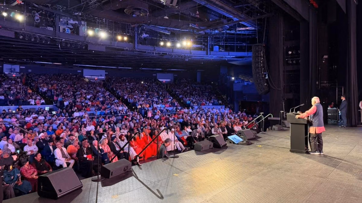 Fulfill duty to karmabhoomi before janmabhoomi, RSS chief Bhagwat tells Indian diaspora in NY