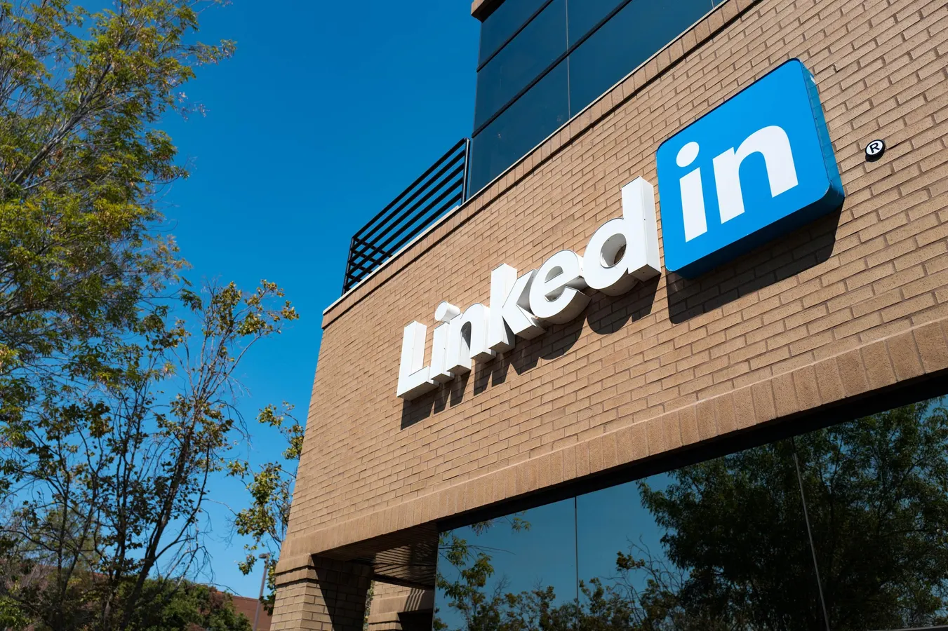 Xero Adds AI, Google Targets Law Firms And Claude Beats ChatGPT: 5 Small Business Tech Stories