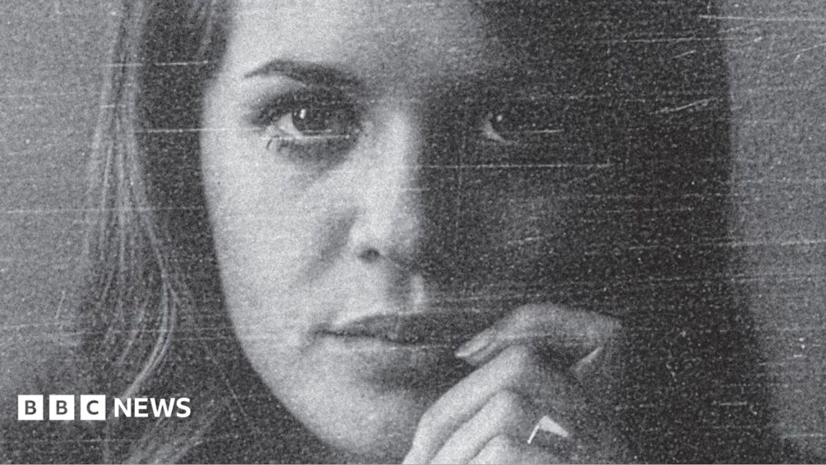 What will Sonia Gandhi's memoir reveal about India's most powerful dynasty?