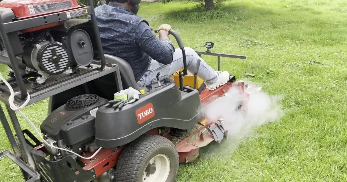 Minnesota inventor kills weeds without chemicals