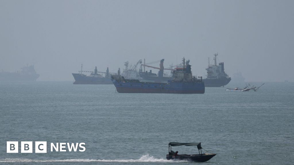 US and Iran trade strikes for first time in weeks