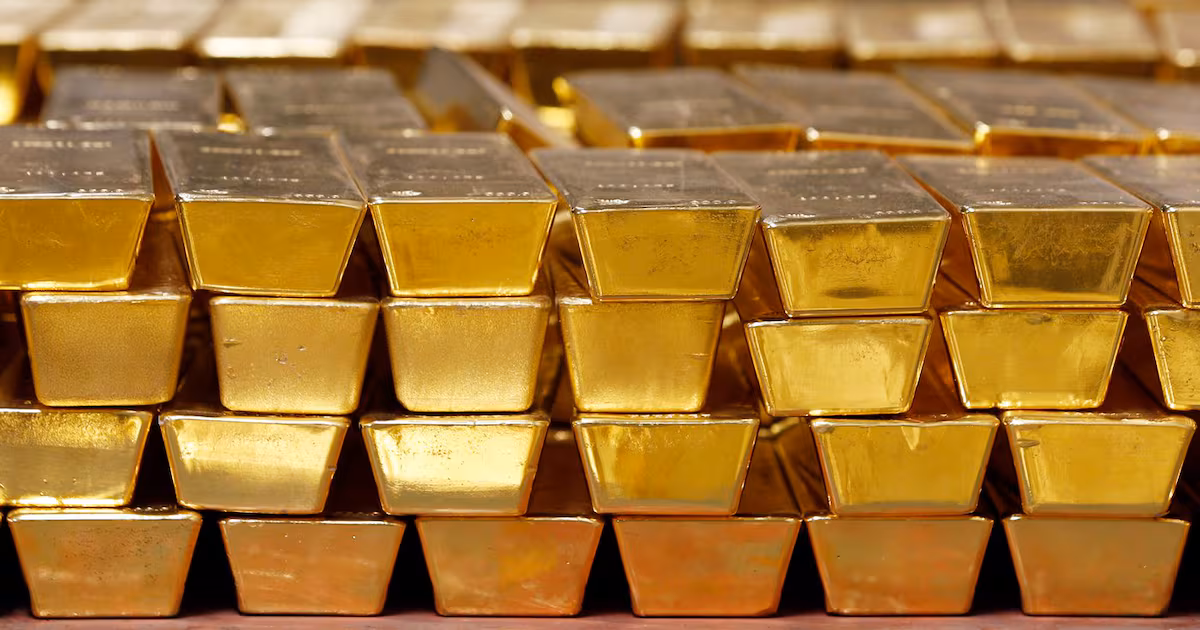 Dutch bank shifts 86 tonnes of gold from U.S., Canada to U.K.