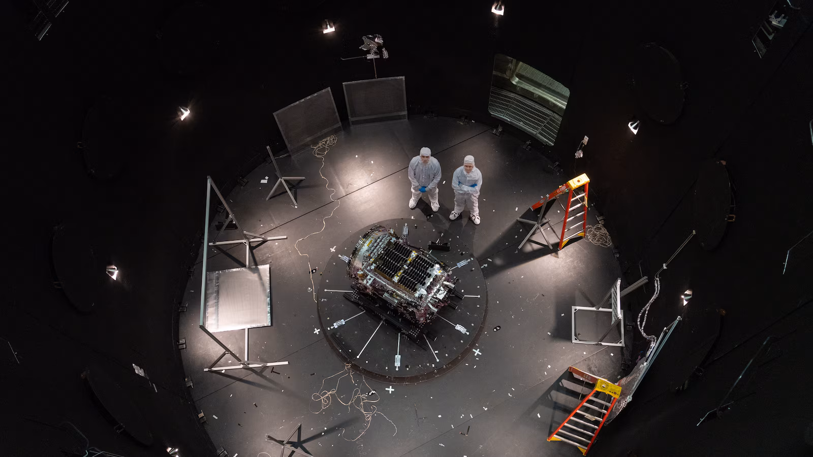 Rescue satellite gets close to NASA's doomed telescope, even if it can't save it