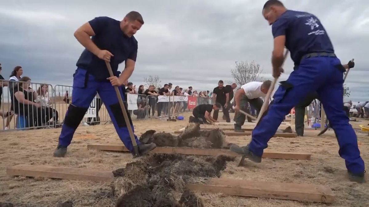 Gravediggers compete in Hungary to spotlight a demanding profession