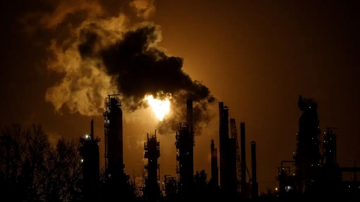 Climate reports forecast warming impact is 'effectively irreversible' in decades ahead