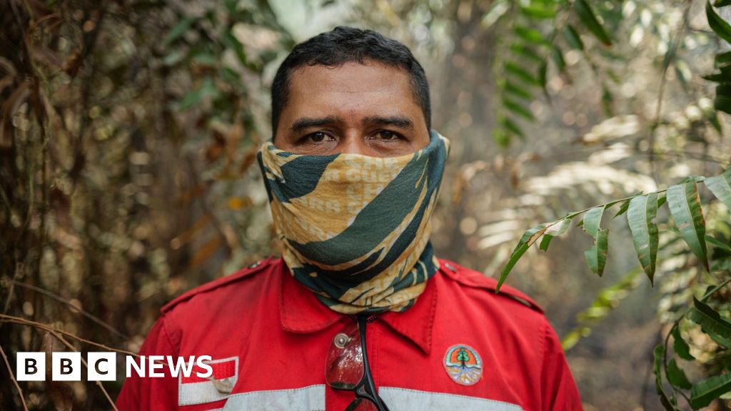 The volunteers risking their lives to defuse Indonesia's wildfire 'carbon bombs'