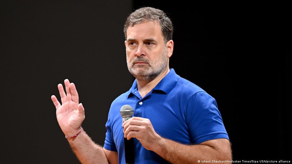 India: Rahul Gandhi backs student protests in Maharashtra