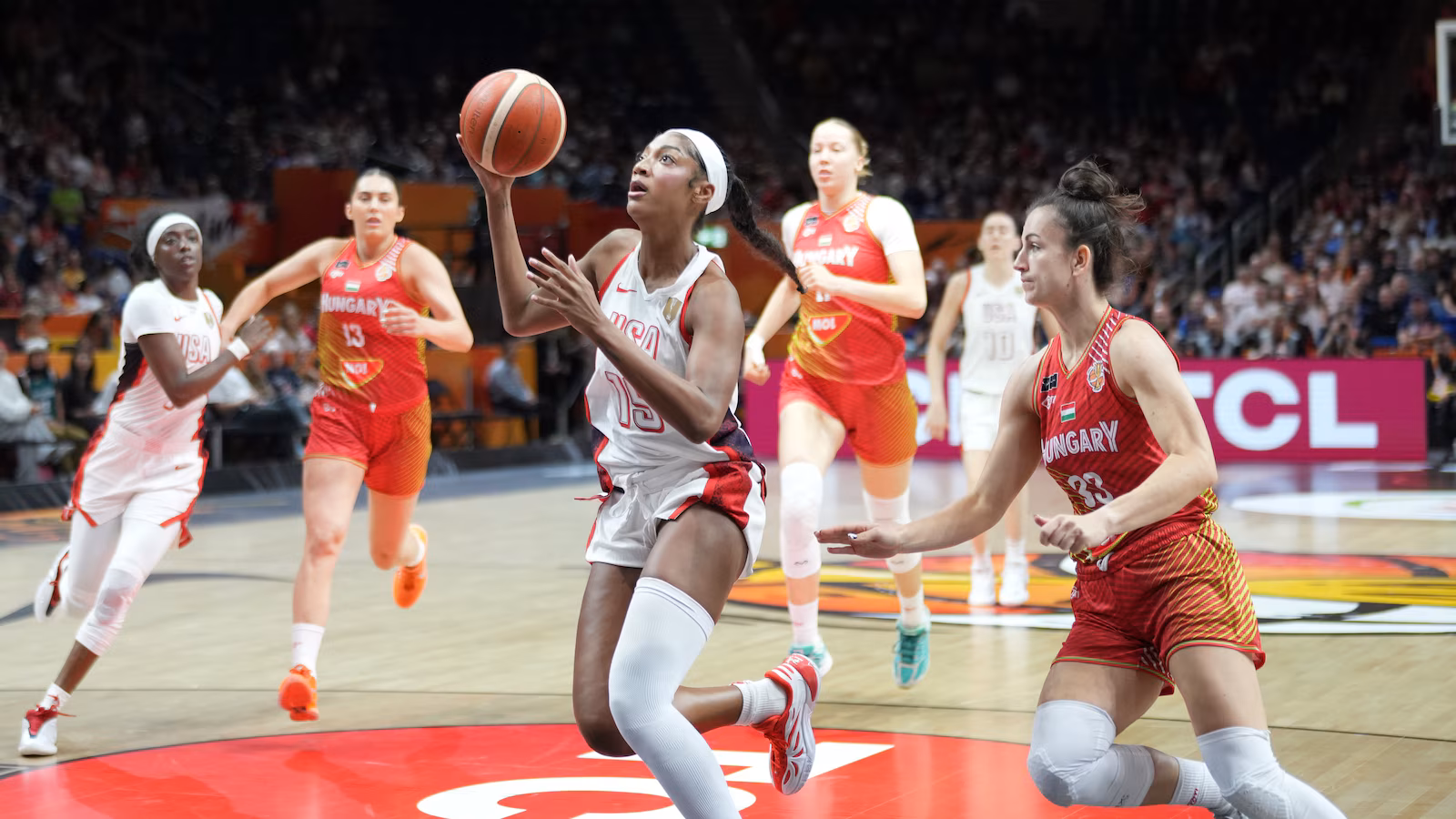 US women storm past Hungary 108-56 to reach FIBA World Cup semifinals