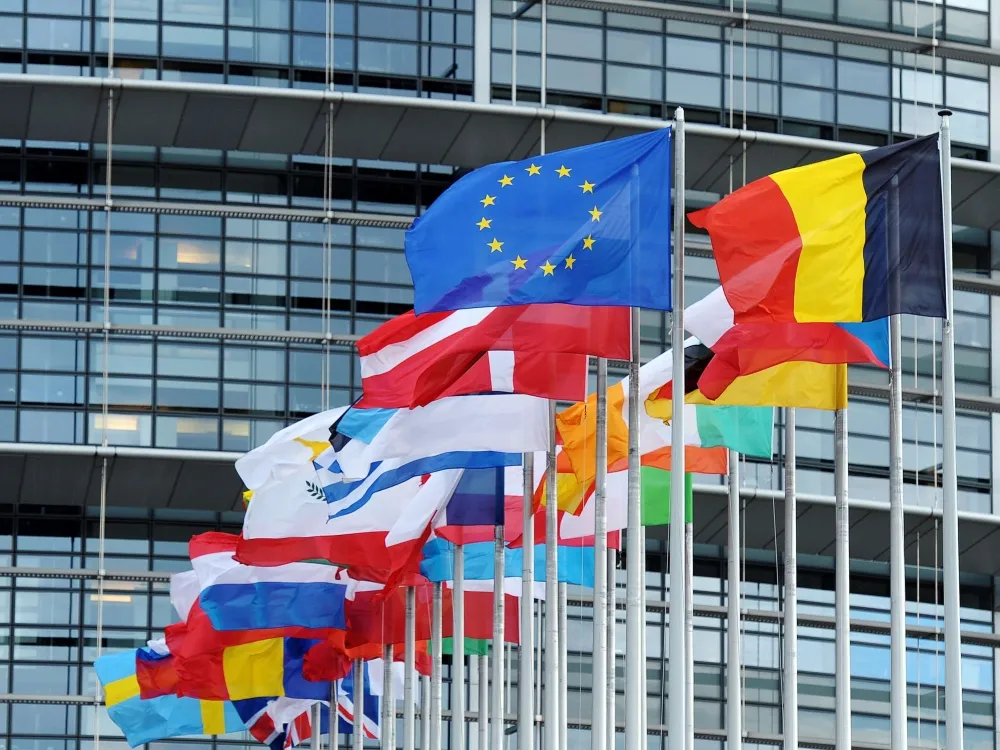 Canadians are 'overwhelmingly open' to closer EU ties as Carney heads to Europe: poll