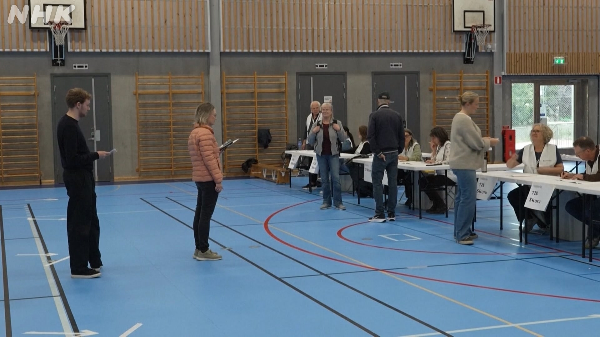 Swedish election too close to call