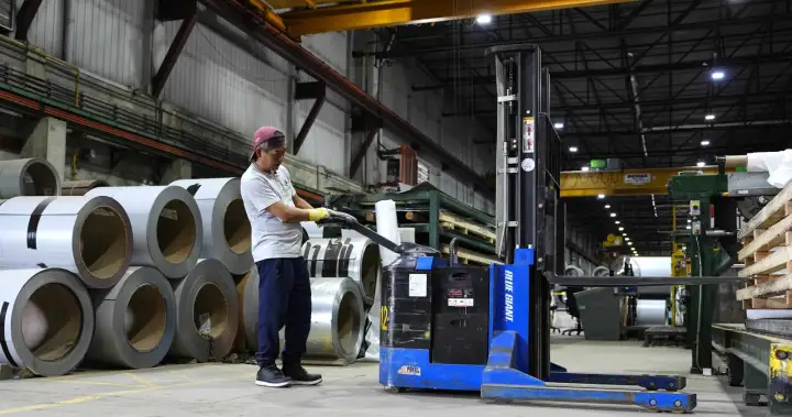 Union warns workers paying price of Canada