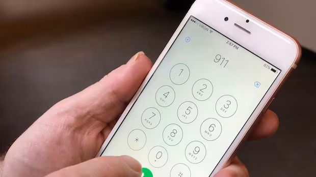 911 service restored after outages across Quebec, parts of Canada