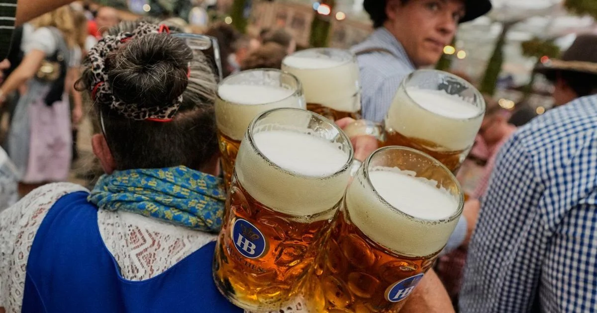 Photos of the Bavarian tradition of Oktoberfest in Munich
