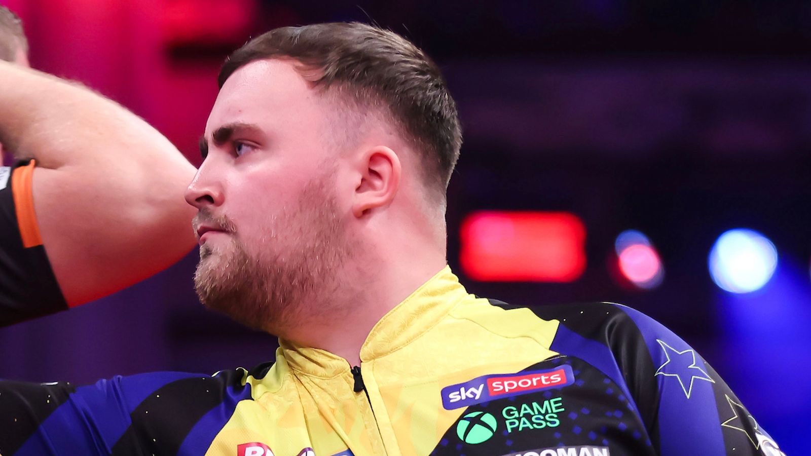 Luke Littler's hopes of 2026 PDC major clean sweep over after defeat to Jonny Clayton at World Series of Darts Finals