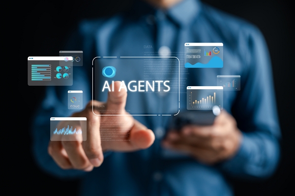 Big Tech, startups heat up early race for personal AI agents
