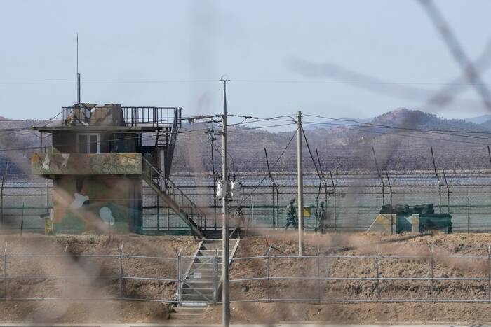 Explosion injures 3 South Korean military officers in border area with North Korea